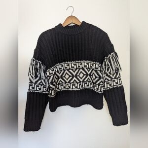 Black and White Warm Fringe Sweater sz Small